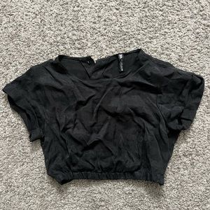 Zara- Flowy Cropped Top / black / S
